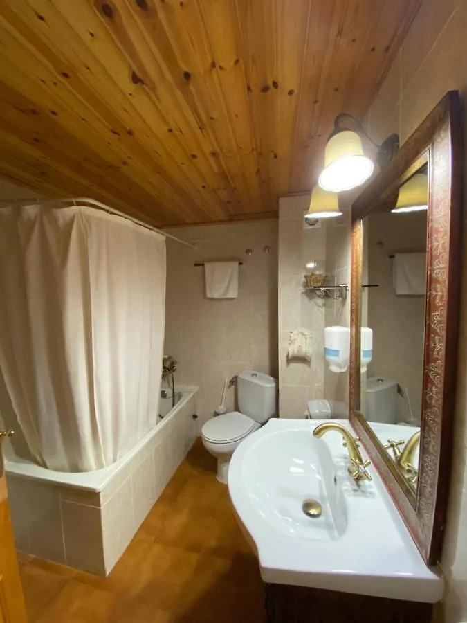 Casa Rural Macia - Apartamentos Roní Lantställe