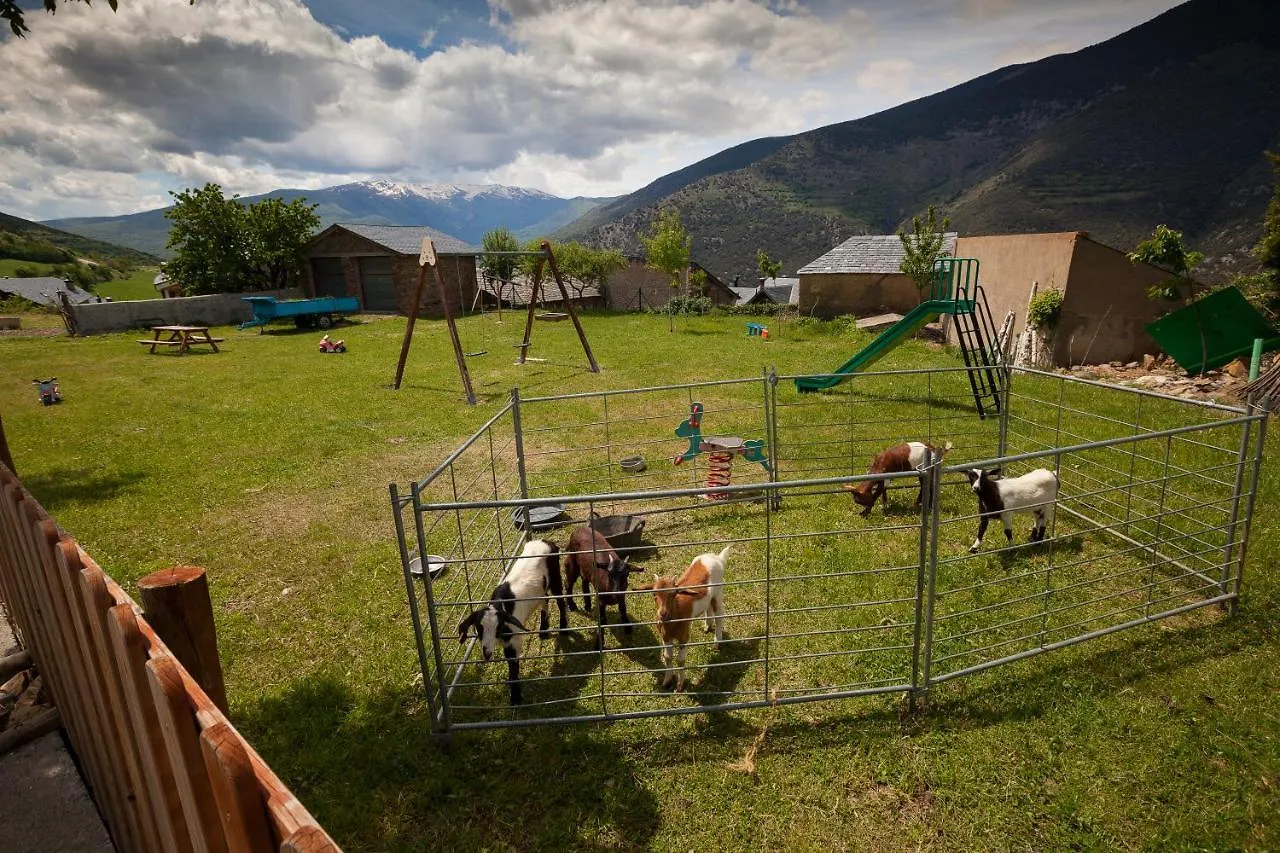 Casa Rural Macia - Apartamentos Roní Lantställe